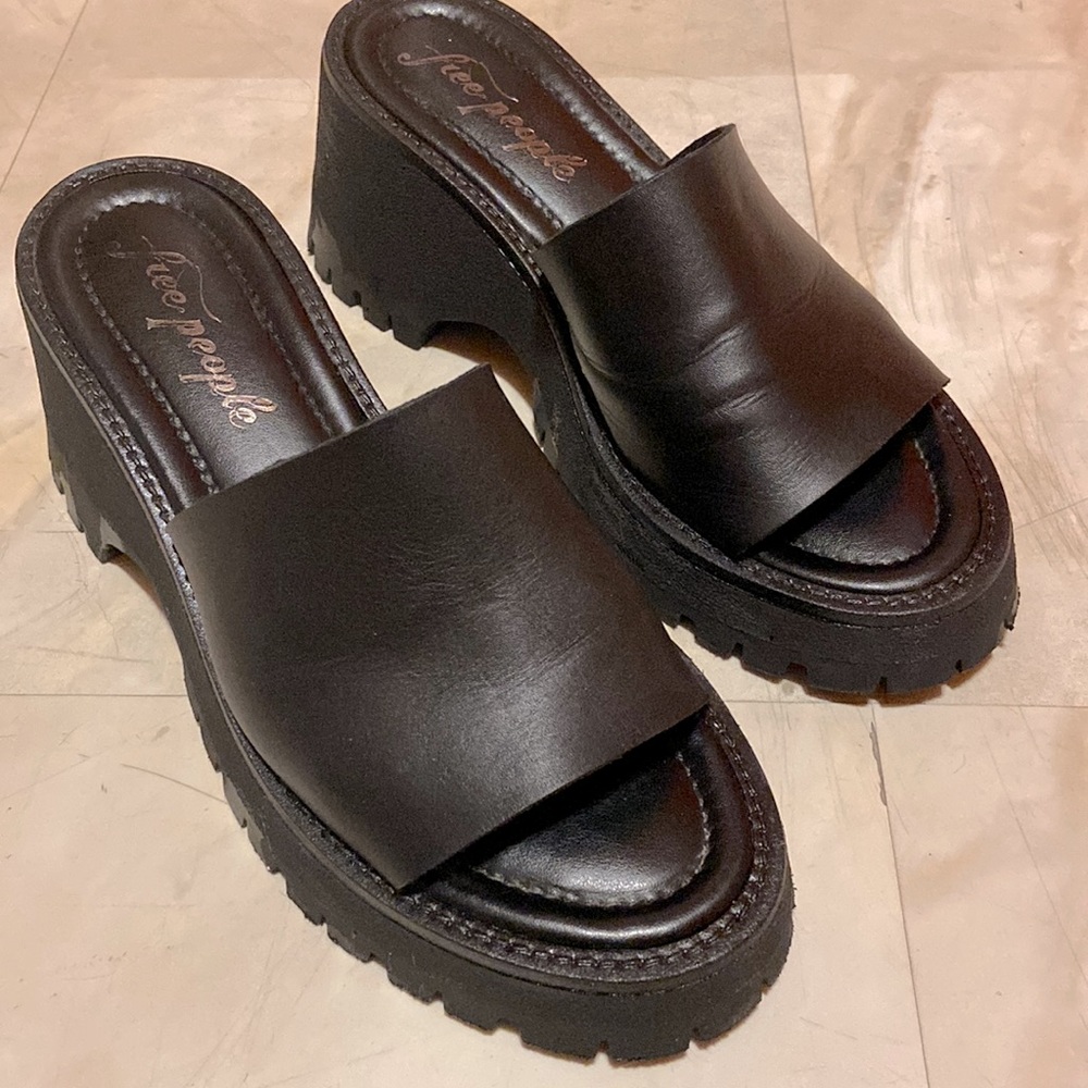 Free People nearly new chunky wedge sandals Size 10
